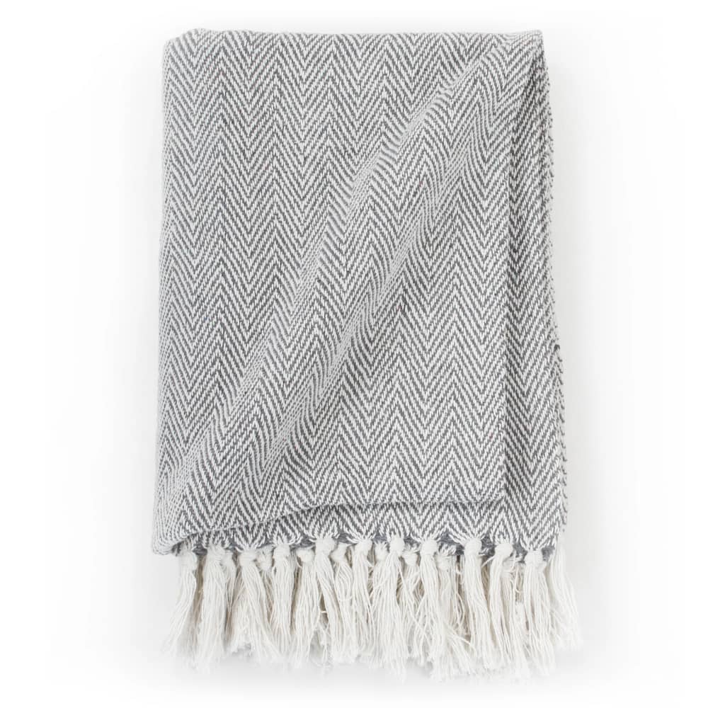 Cotton throw in a herringbone weave